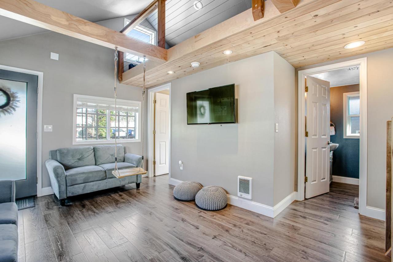 Siletz Bay Getaway Villa Lincoln City Dış mekan fotoğraf