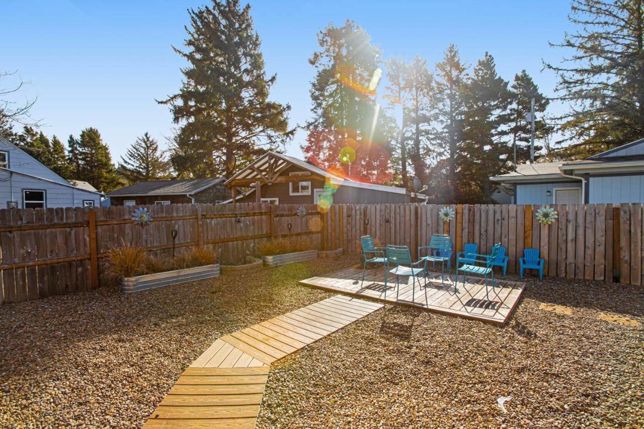 Siletz Bay Getaway Villa Lincoln City Dış mekan fotoğraf